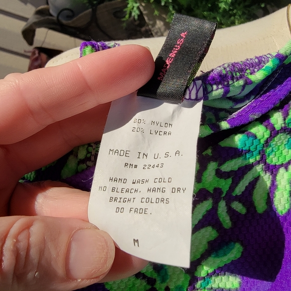 RAISINS ♡ Beautiful Vintage 1pc Purple 'n Green Floral Padded Bra Swimsuit M - Picture 11 of 17